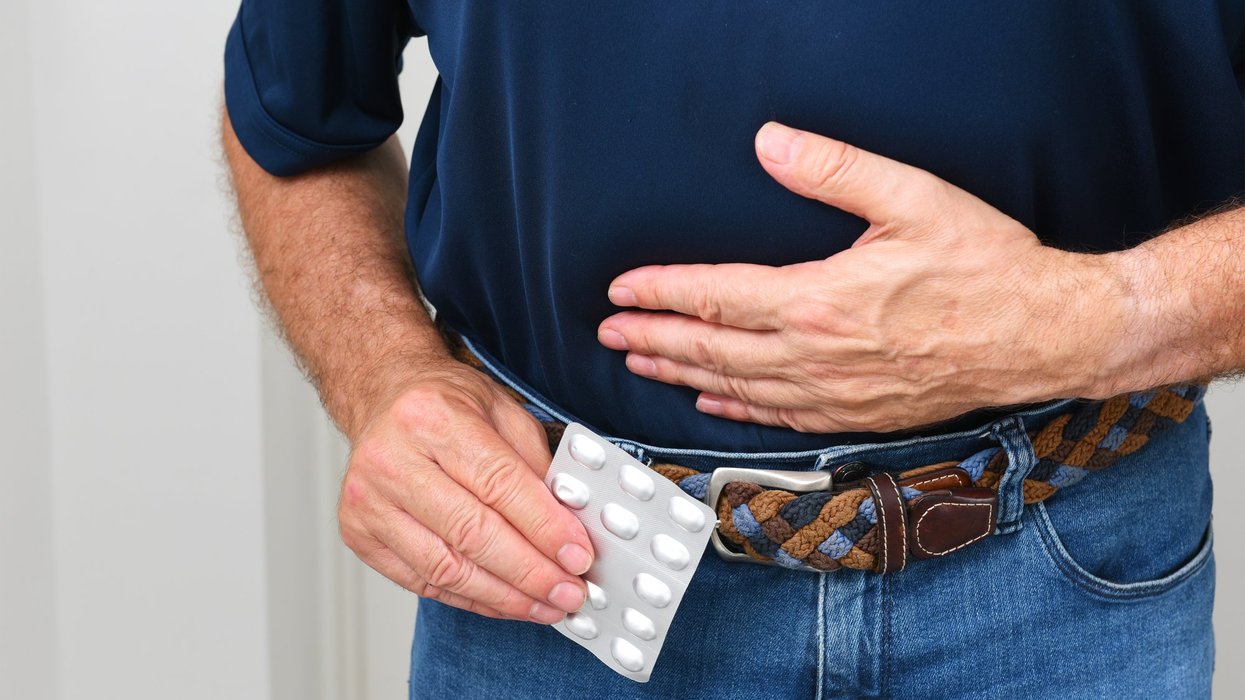 MAN WITH STOMACH PAIN