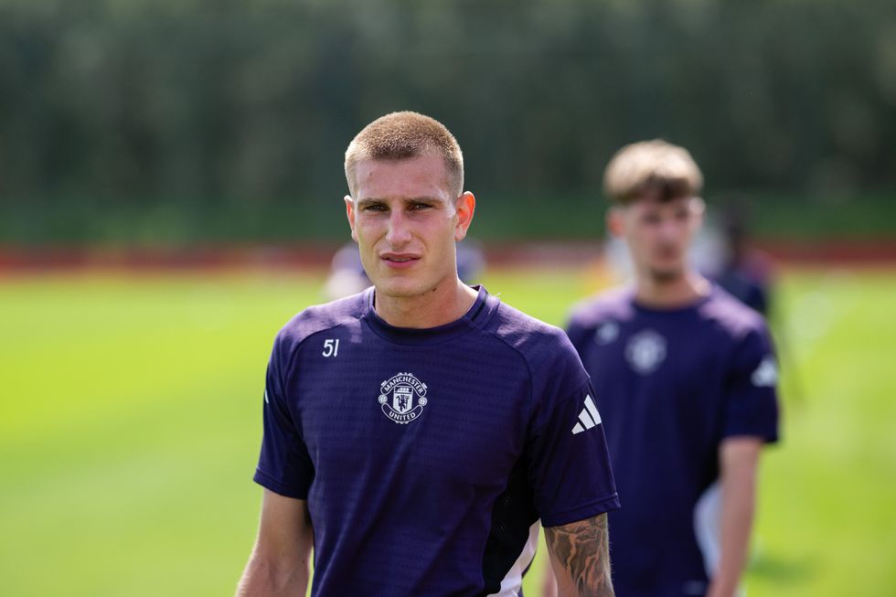 Manchester United have offered full pastoral support to young defender Rhys Bennett following the tragic death of his father