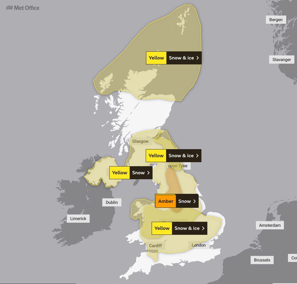 Map of Britain with weather warnings