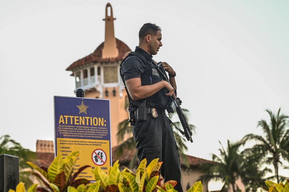 Mar-A-Lago guards