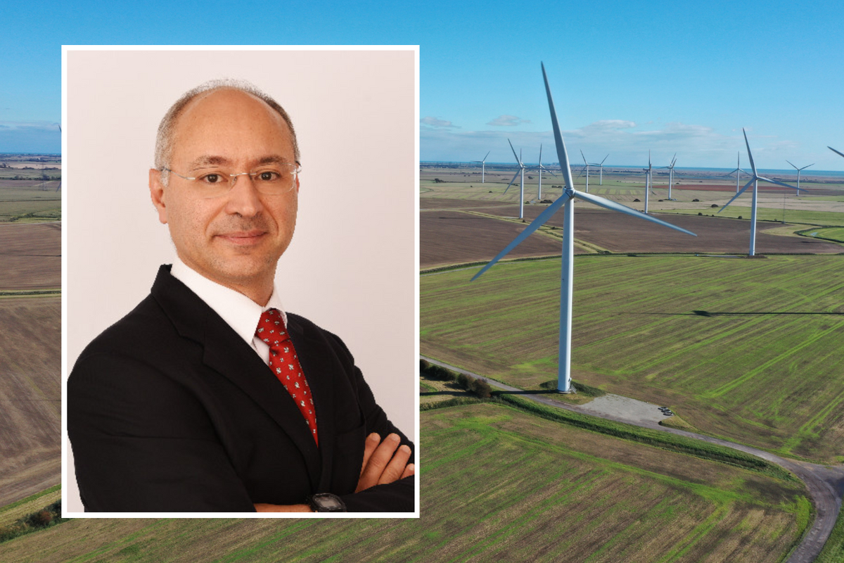 Marcelo Carvalho composite with wind farm