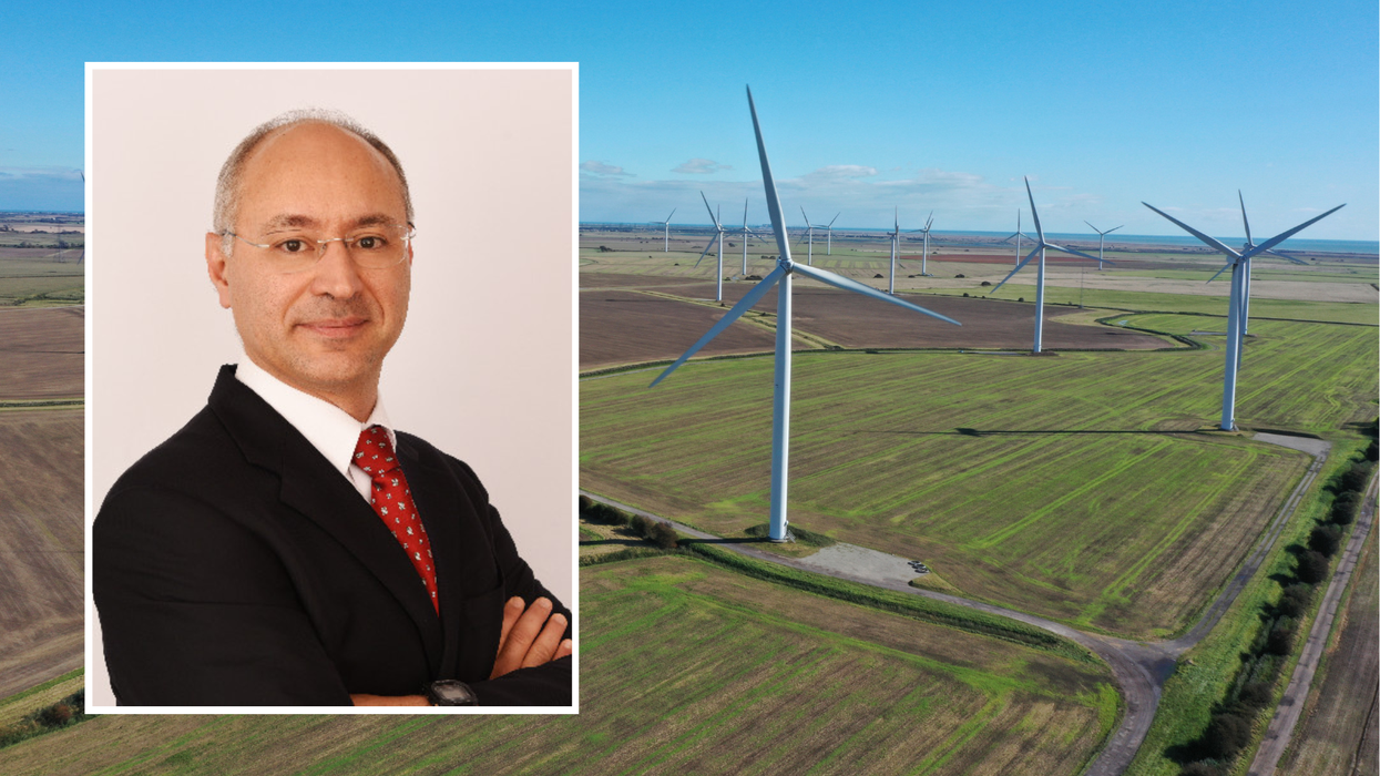 Marcelo Carvalho composite with wind farm
