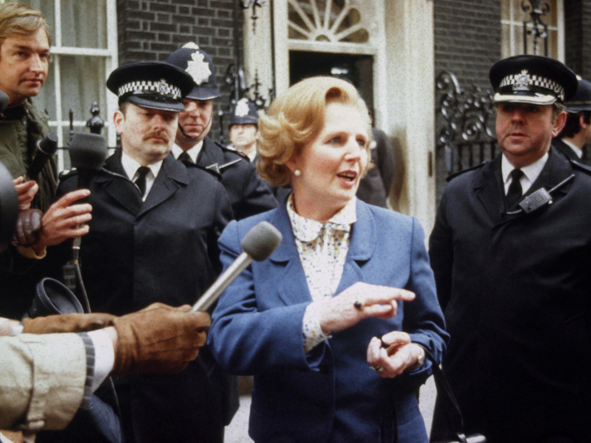 Margaret Thatcher entering Downing Street in 1979