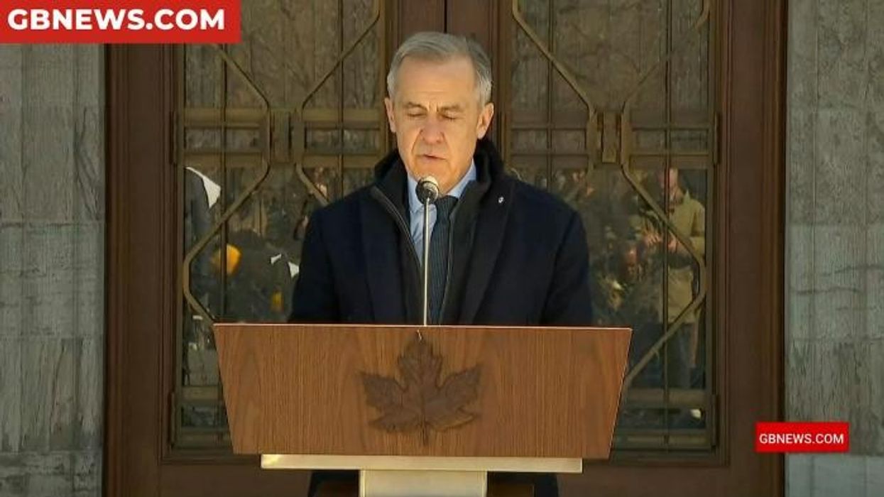 ‘Lock all doors and hide!’ Canadian Parliament enters ‘lockdown’ after man barricades himself inside