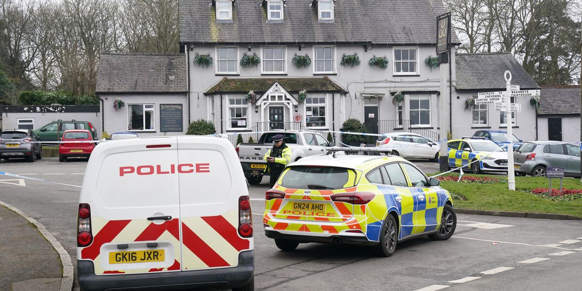 NextImg:Kent pub shooting: Suspect 'may have entered the water' at Dartford Crossing