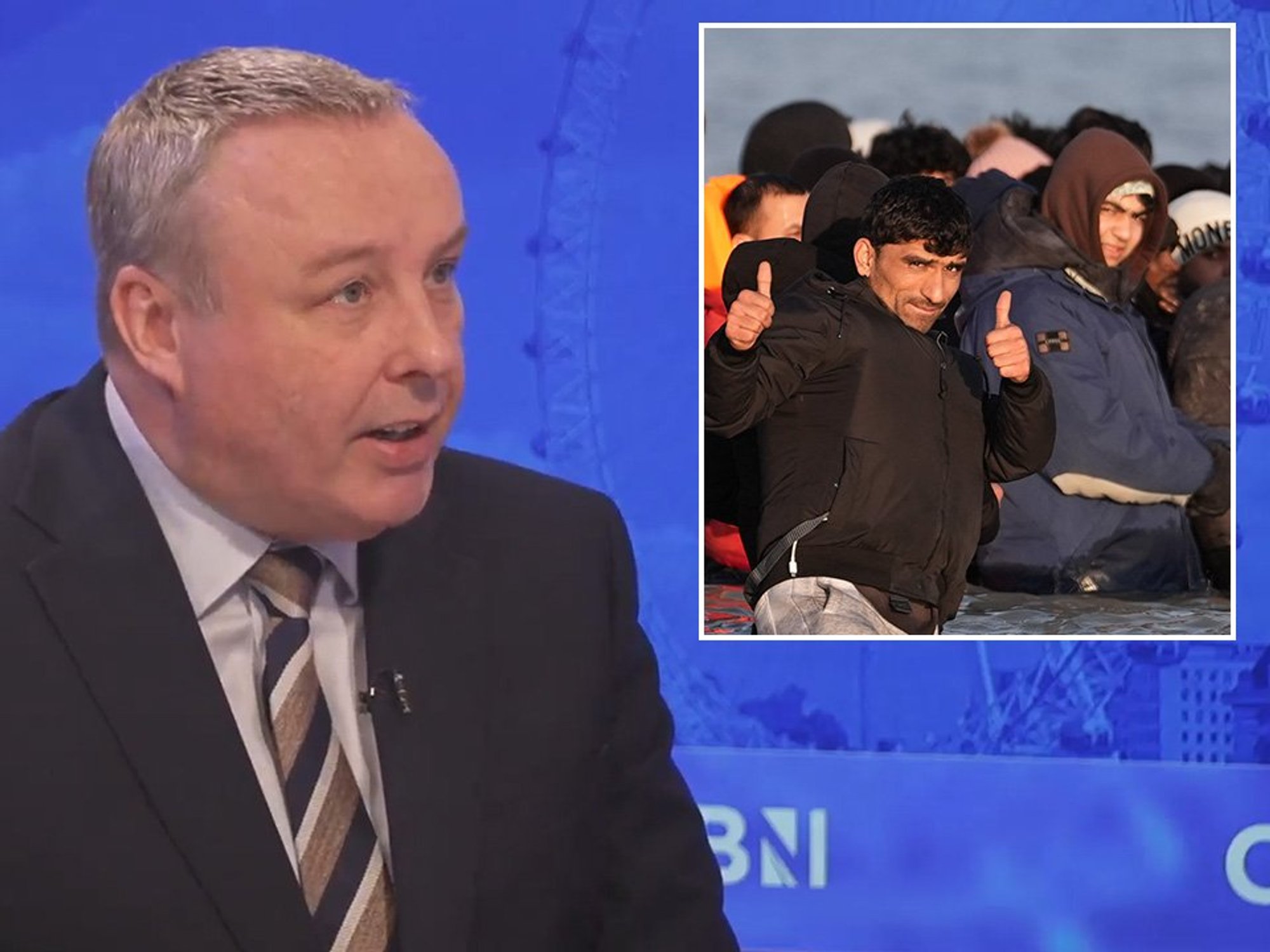 Mark White, migrants