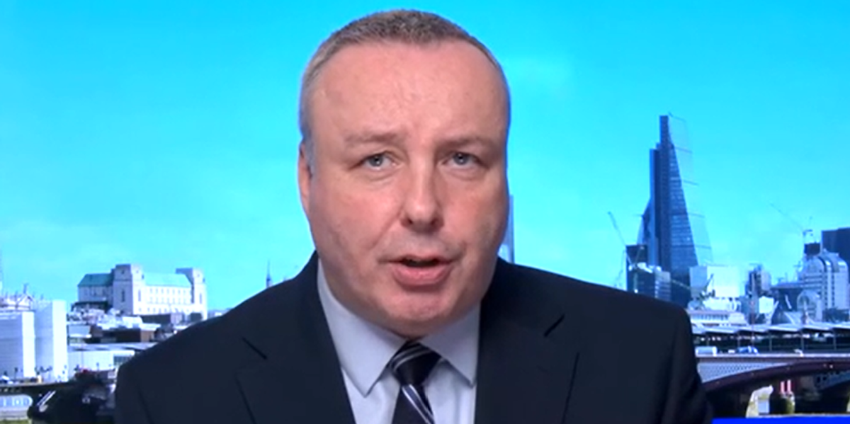 Migrant crisis: Mark White rages at claims French officials are ABSENT on beaches as migrants mass on shores Migrant crisis: Mark White rages at claims French officials are ABSENT on beaches as migrants mass on shores