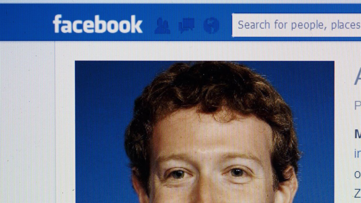 mark zuckerberg profile picture on facebook