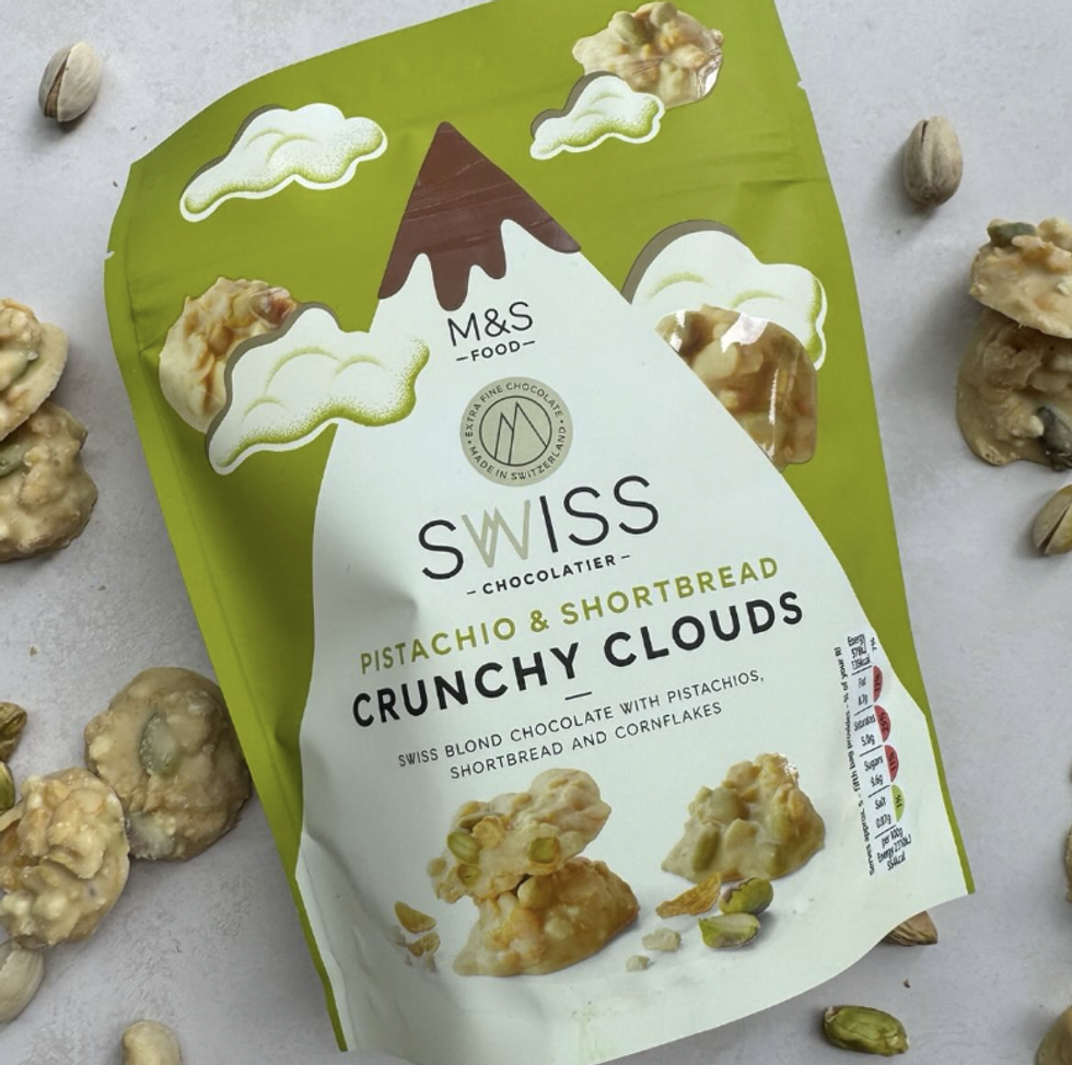 Marks & Spencer Swiss Pistachio and Shortbread Crunchy Clouds