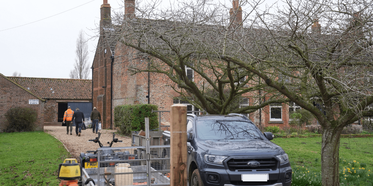 New security fence built at Andrew Mountbatten-Windsor’s future home New security fence built at Andrew Mountbatten-Windsor’s future home