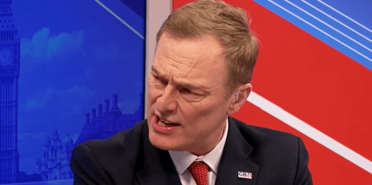 Migrant crisis: Martin Daubney urges Labour to ‘take back control’ and deport foreign offenders Migrant crisis: Martin Daubney urges Labour to ‘take back control’ and deport foreign offenders