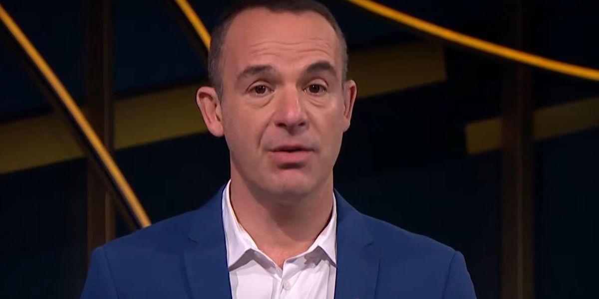 Martin Lewis warns of ‘massive tax trap’ on £10,000 pension withdrawals Martin Lewis warns of ‘massive tax trap’ on £10,000 pension withdrawals