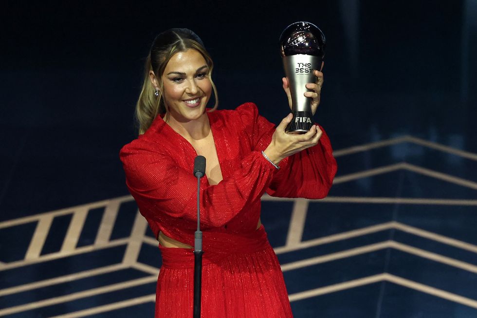 Mary Earps has won The Best FIFA Women\u2019s Goalkeeper for a second successive year