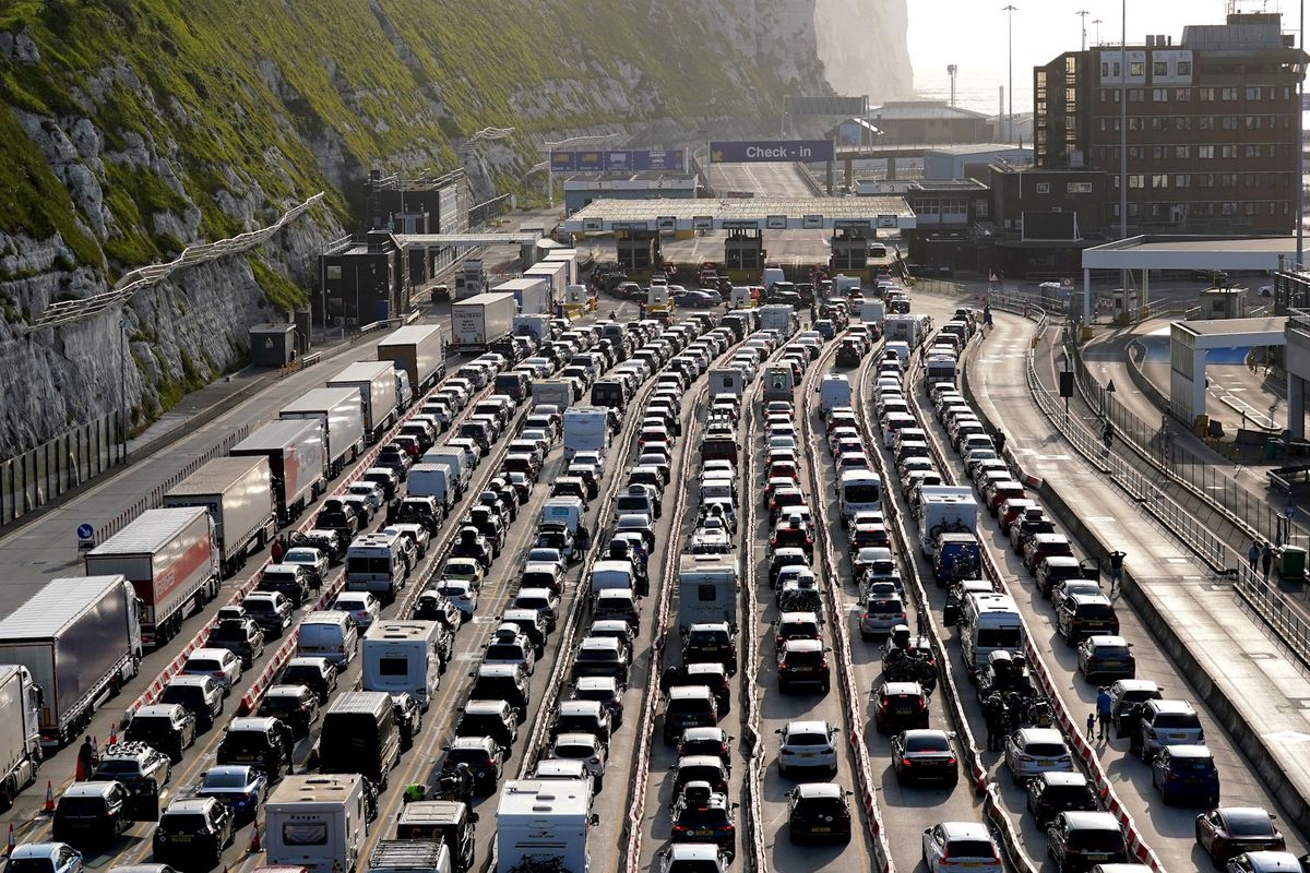 Massive traffic delays at the Dover port