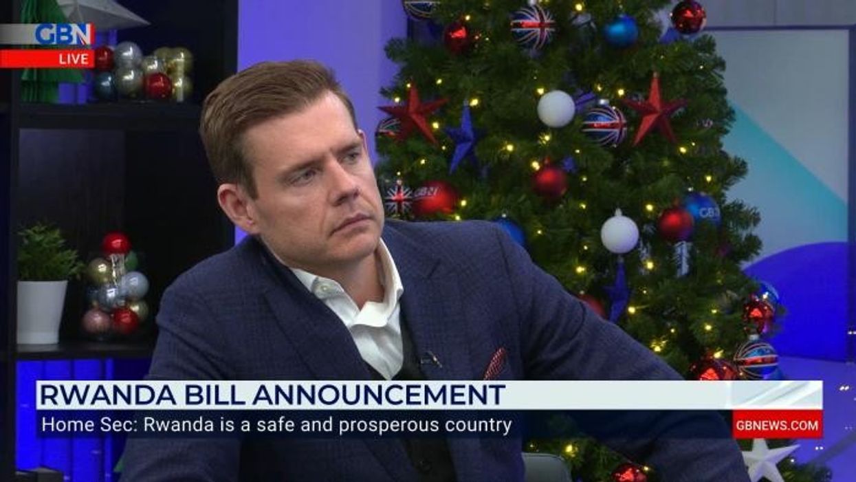 ‘Not far-right to be concerned!’ Matt Goodwin says Britain to change ‘radically’ amid staggering immigration levels