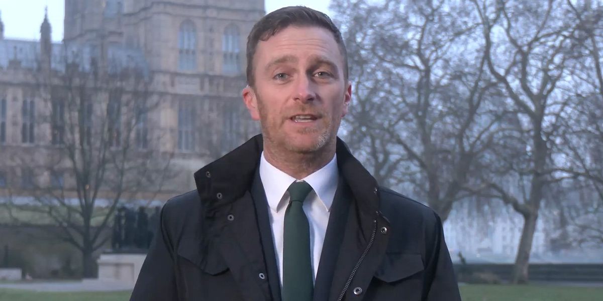 Keir Starmer torn apart for ‘kowtowing’ to China as PM pushes for more ‘sophisticated relationship’ Keir Starmer torn apart for ‘kowtowing’ to China as PM pushes for more ‘sophisticated relationship’