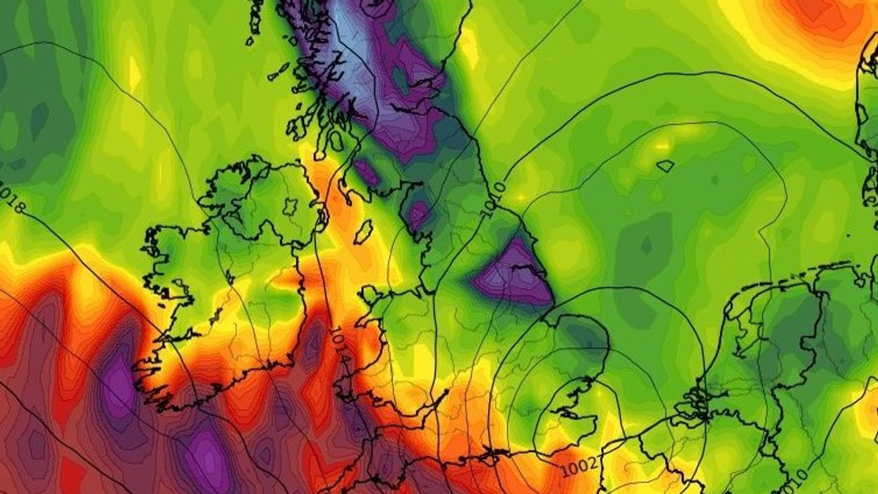 Max wind gusts in the United Kingdom over the weekend, according to WXCHARTS
