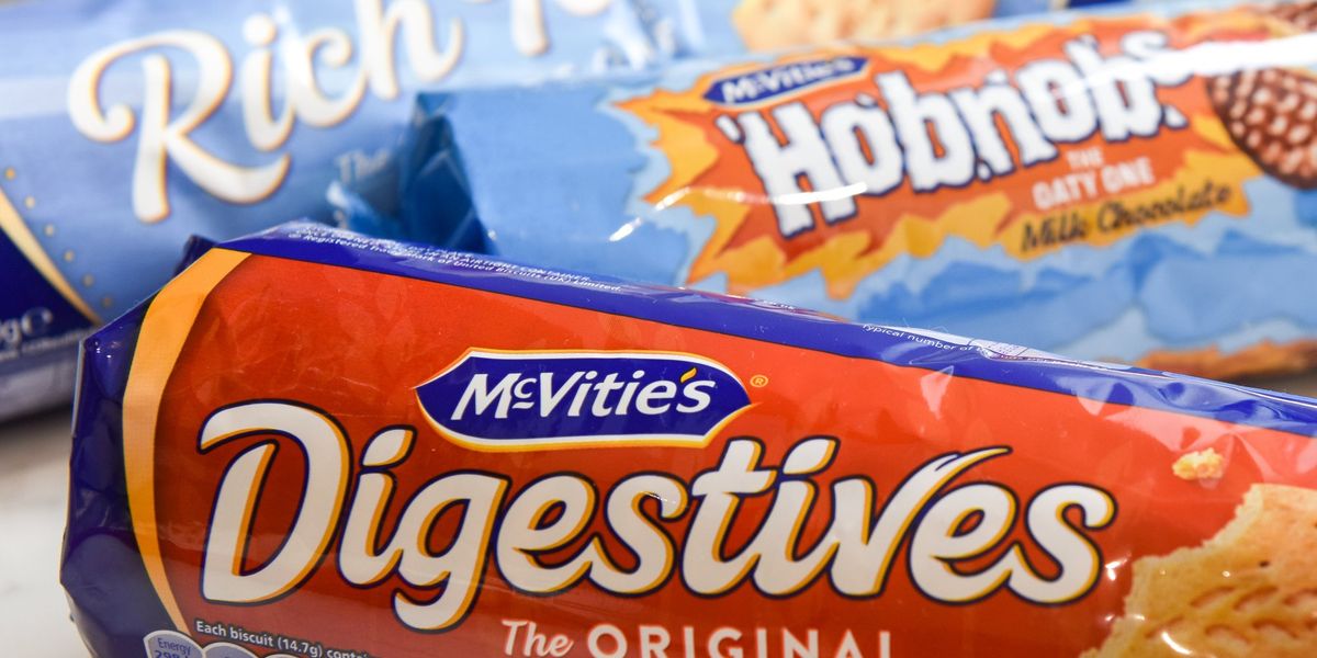 McVitie’s combines popular British biscuits to finally end decades-old Jaffa Cakes debate McVitie’s combines popular British biscuits to finally end decades-old Jaffa Cakes debate