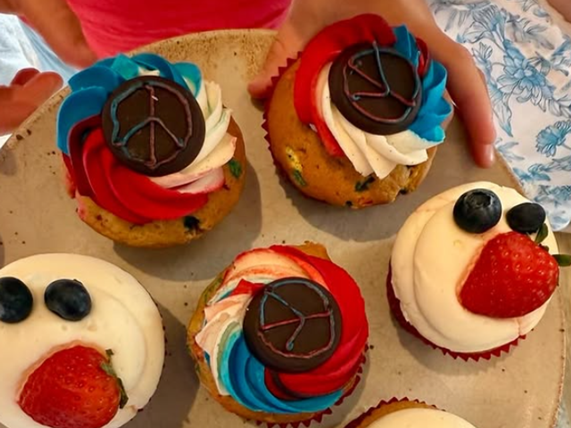 Meghan Markle, Princess Lilibet cupcakes