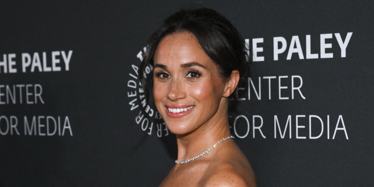 Meghan Markle drizzles £24 sage honey on Thanksgiving turkey with help from Archie and Lilibet Meghan Markle drizzles £24 sage honey on Thanksgiving turkey with help from Archie and Lilibet