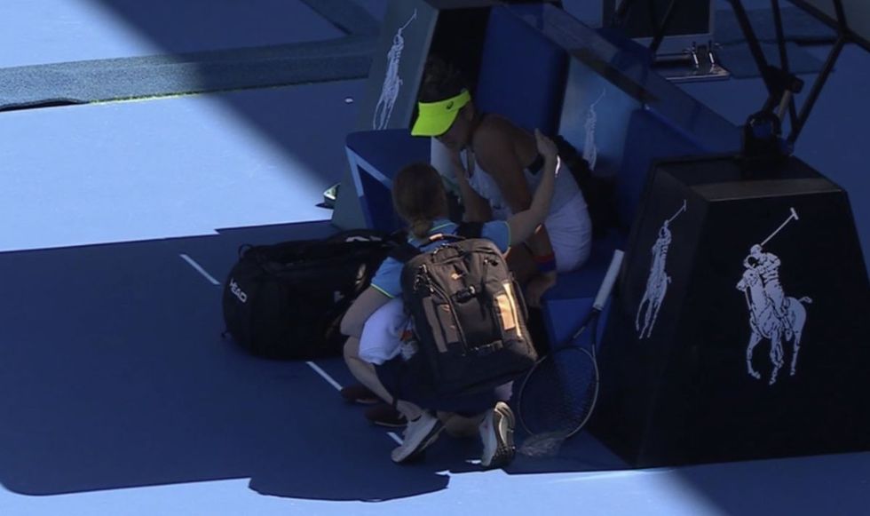 Melisa Ercan appeared to suffer from leg cramps