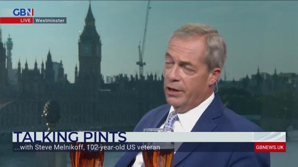 102-year-old D-Day veteran tells Nigel Farage war in Ukraine ‘is a repeat of 1939’