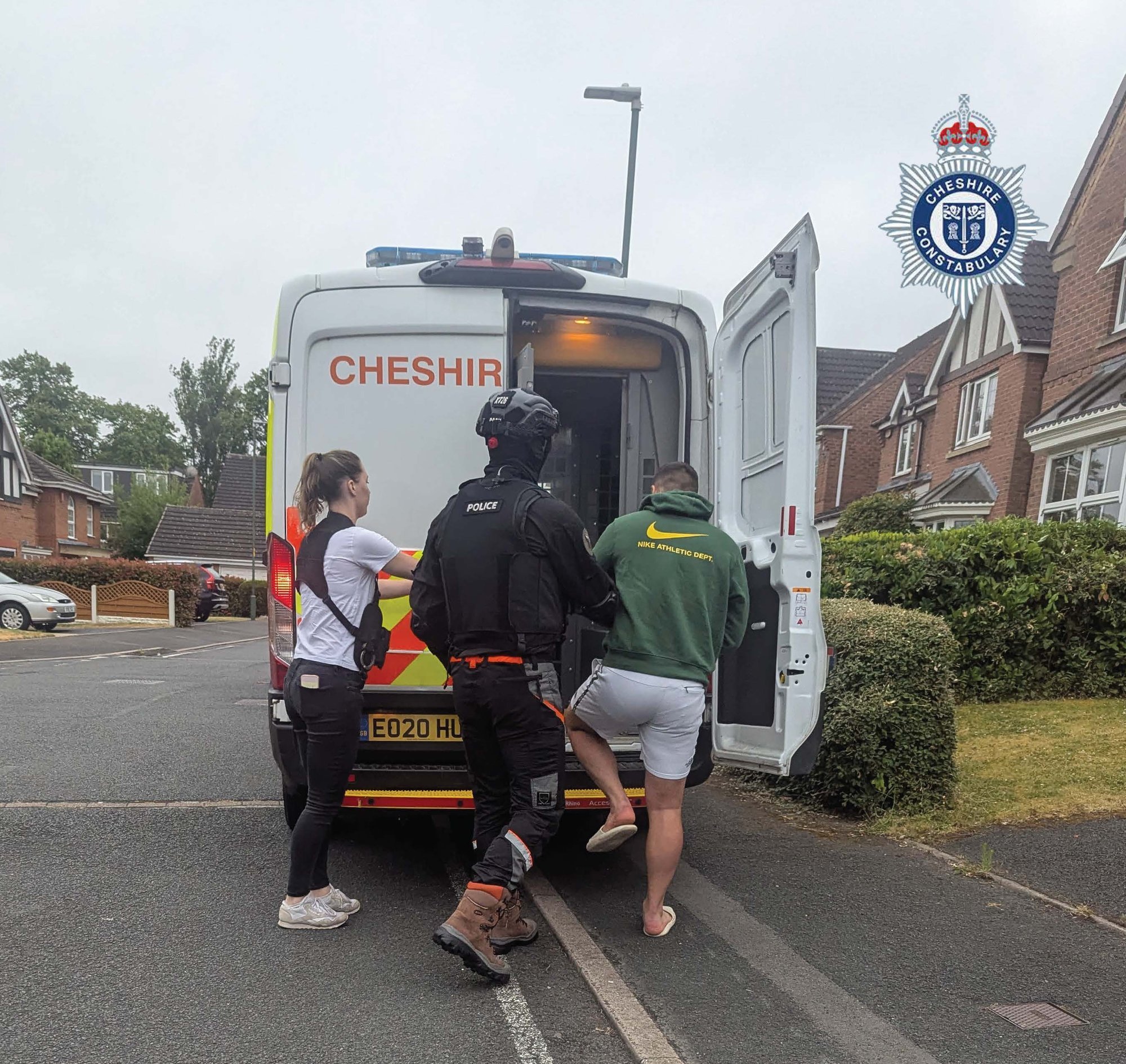 Members of the Albanian gang being arrested