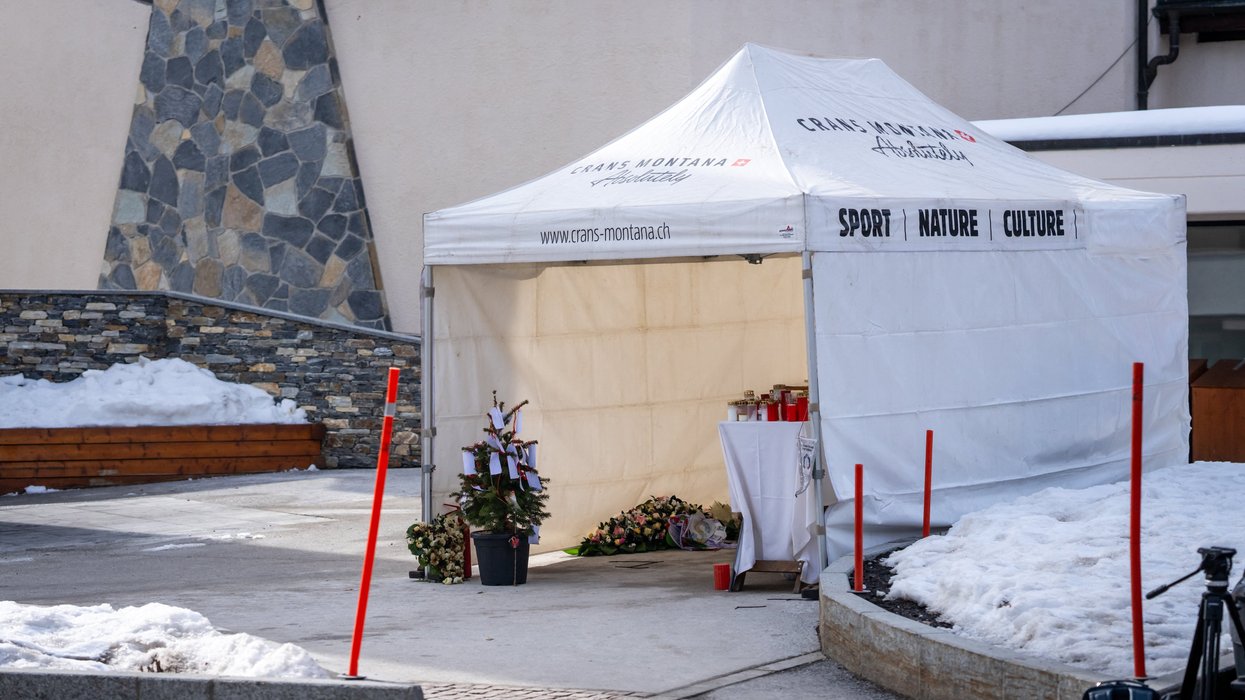 Memorial to Switzerland bar fire victims