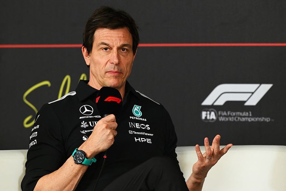 O chefe da equipe Mercedes, Toto Wolff, enfatiza que a segurança do motorista deve continuar sendo uma prioridade