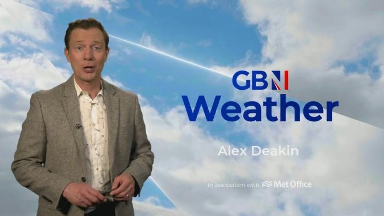 UK weather: Met Office predicts mercury to soar 10C above average as hot blast hits Britain