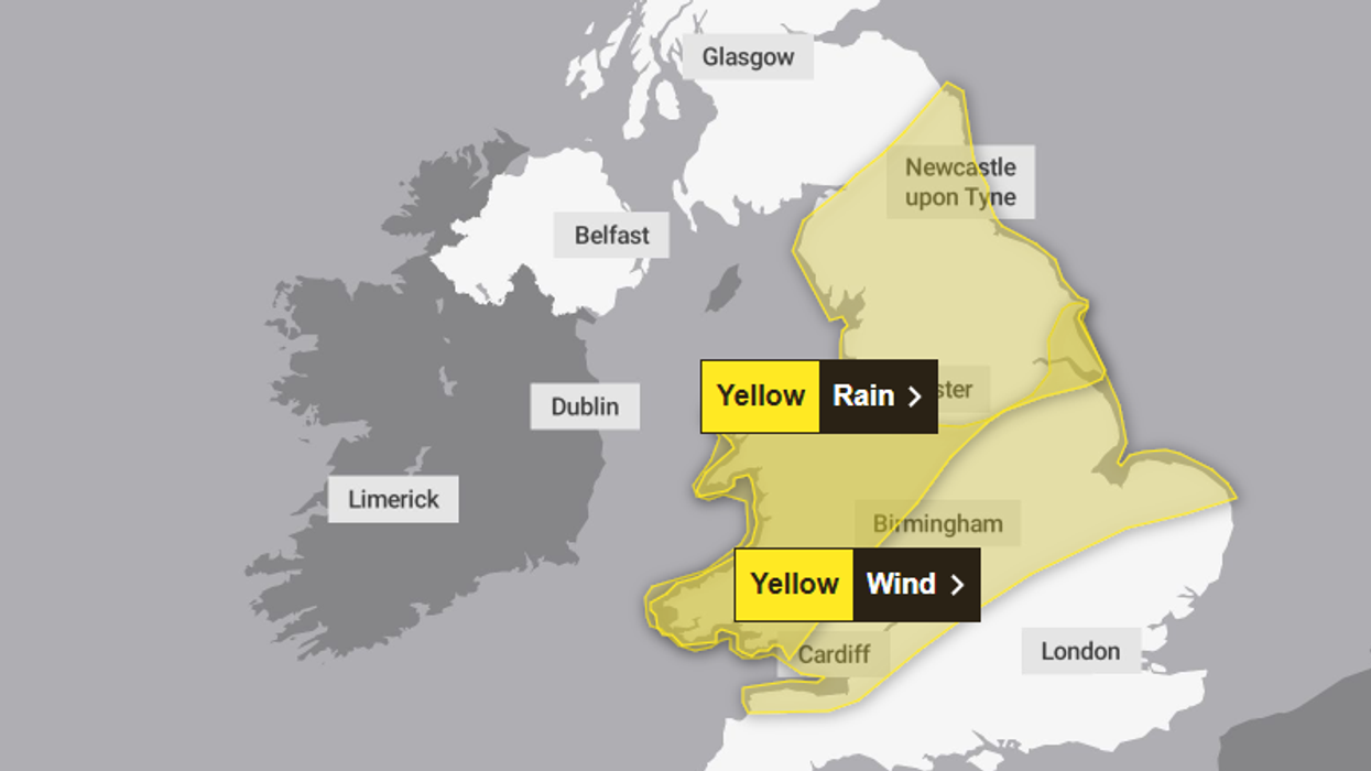 UK weather: Met Office issues 21-hour rain warning as Britain faces weekend washout