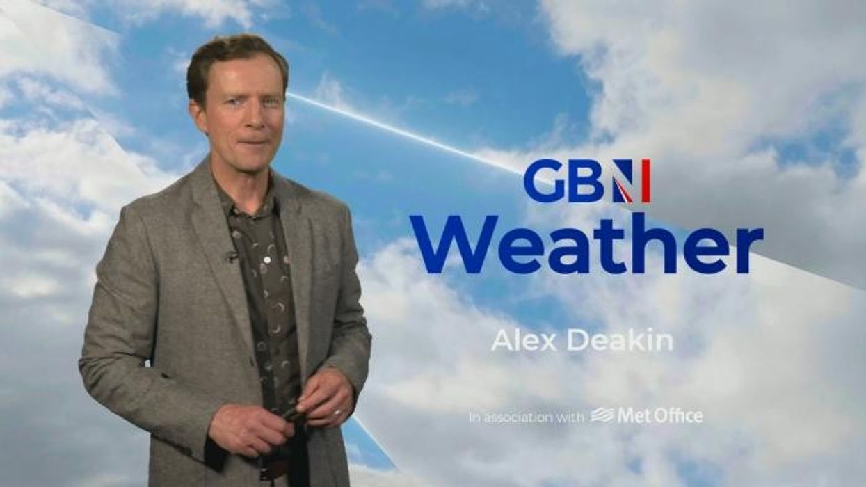 UK weather: Jet stream split to bring 20C blast with sunshine and blue skies as low pressure 'pushed away'