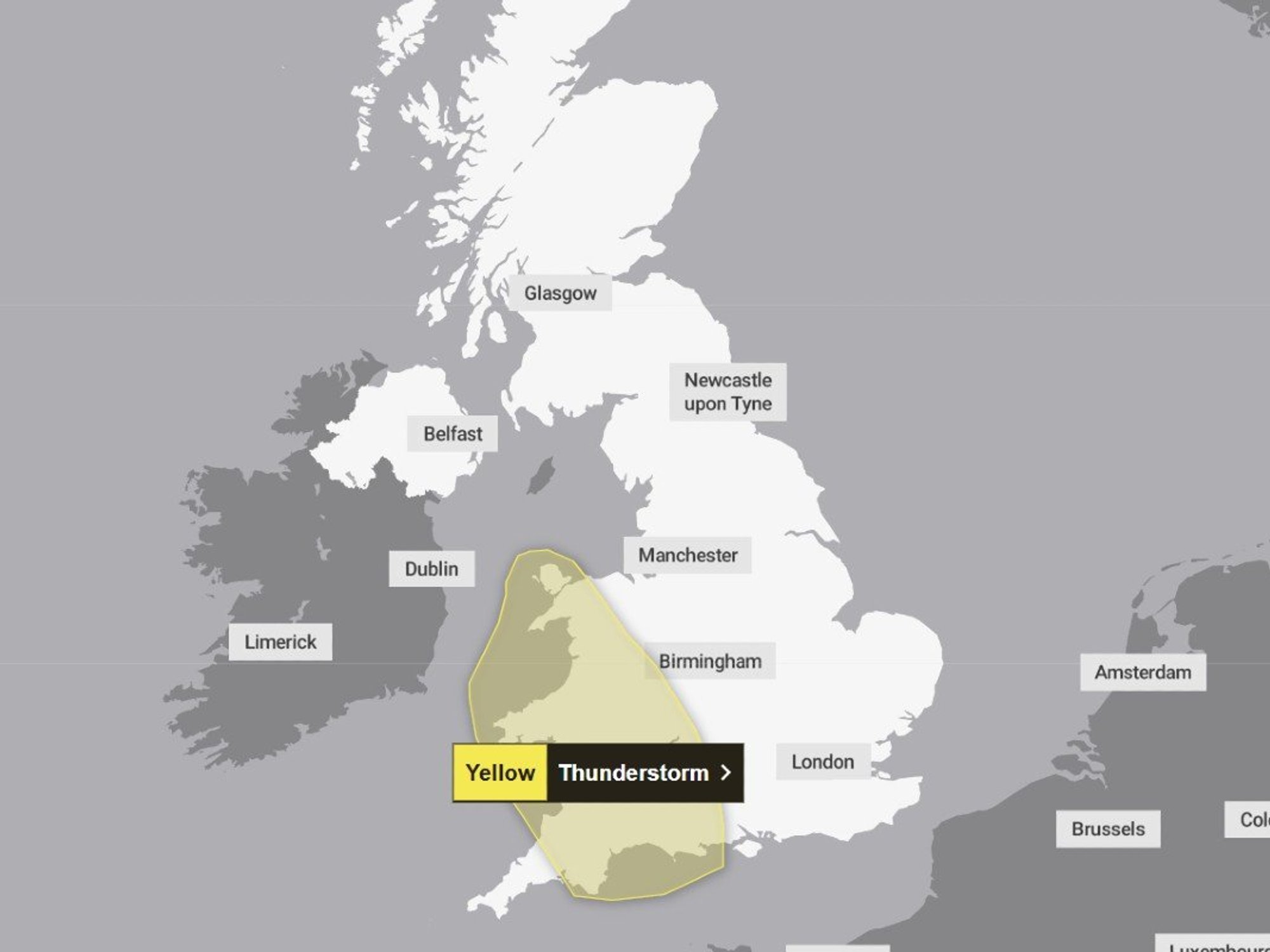 Met Office weather map showing thunderstorm warnings