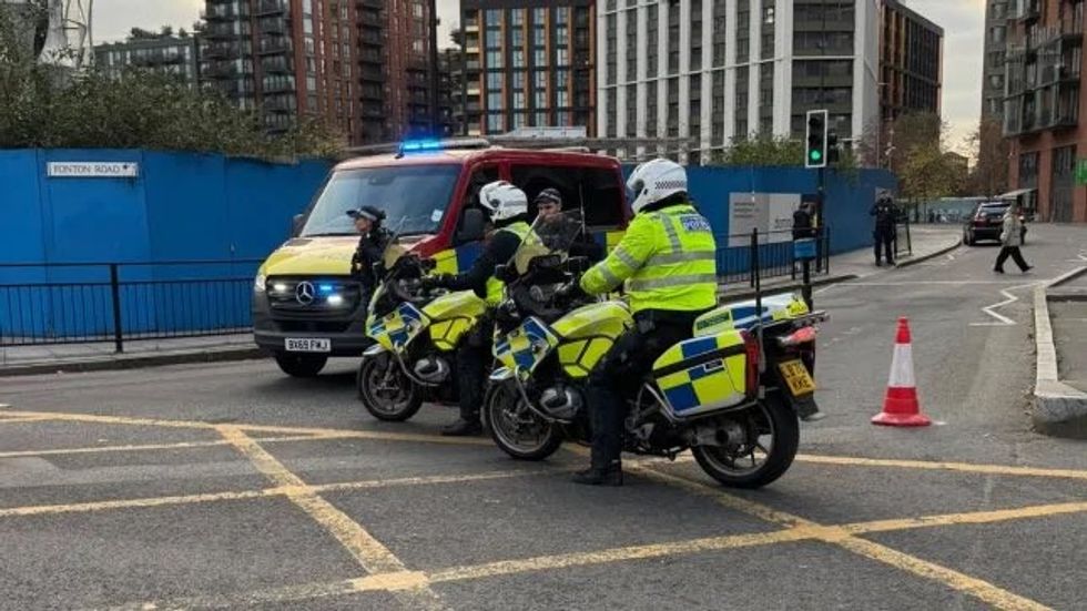 Met officers