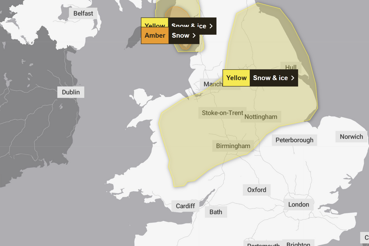 Met Offices issues 'amber' weather warning as up to 15cm of snow covers Britain