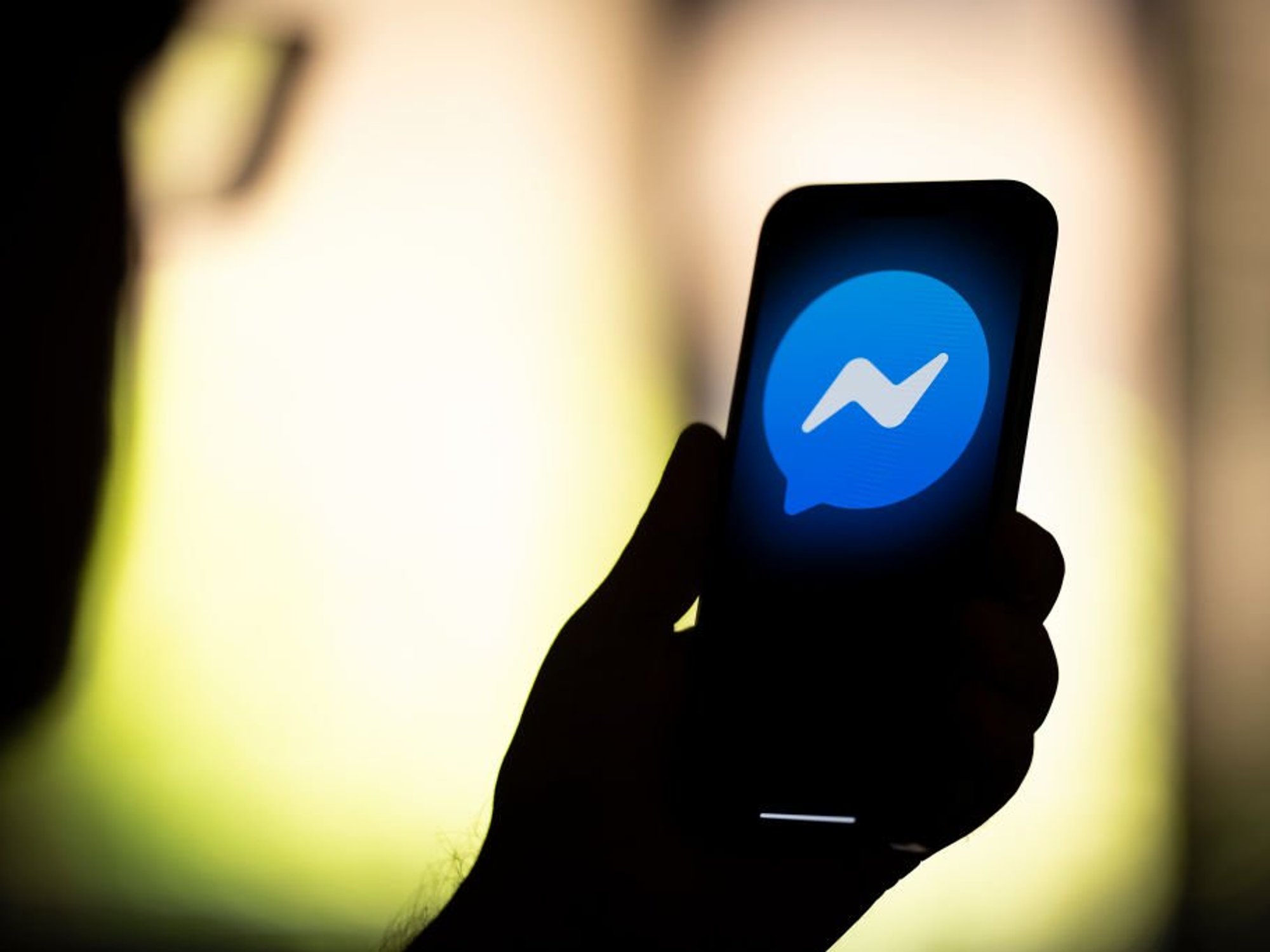 Meta Messenger on mobile