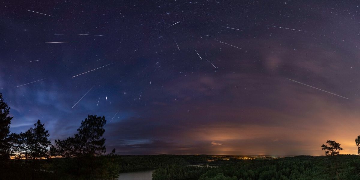 NextImg:Taurid Meteor Shower: Sky to be filled with scores of 'fireball' meteors