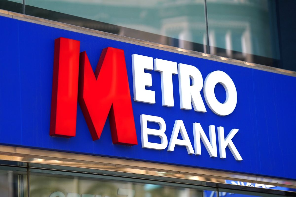 Metro Bank branch logo