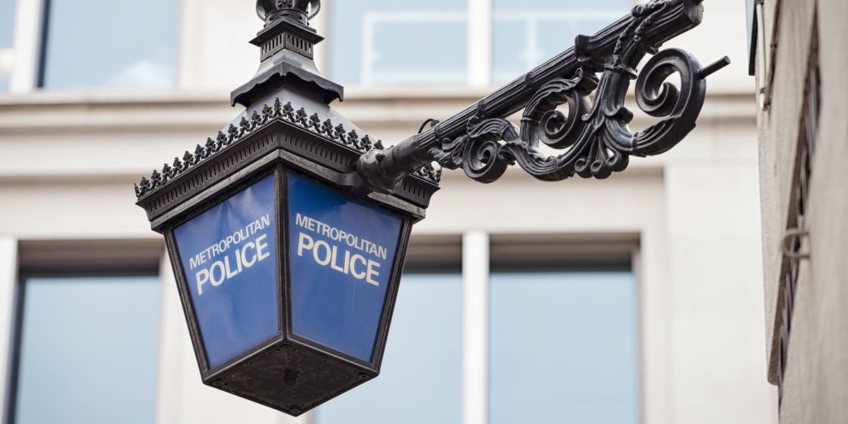 Metropolitan Police faces £5million bill on toilets and changing areas for transgender officers Metropolitan Police faces £5million bill on toilets and changing areas for transgender officers