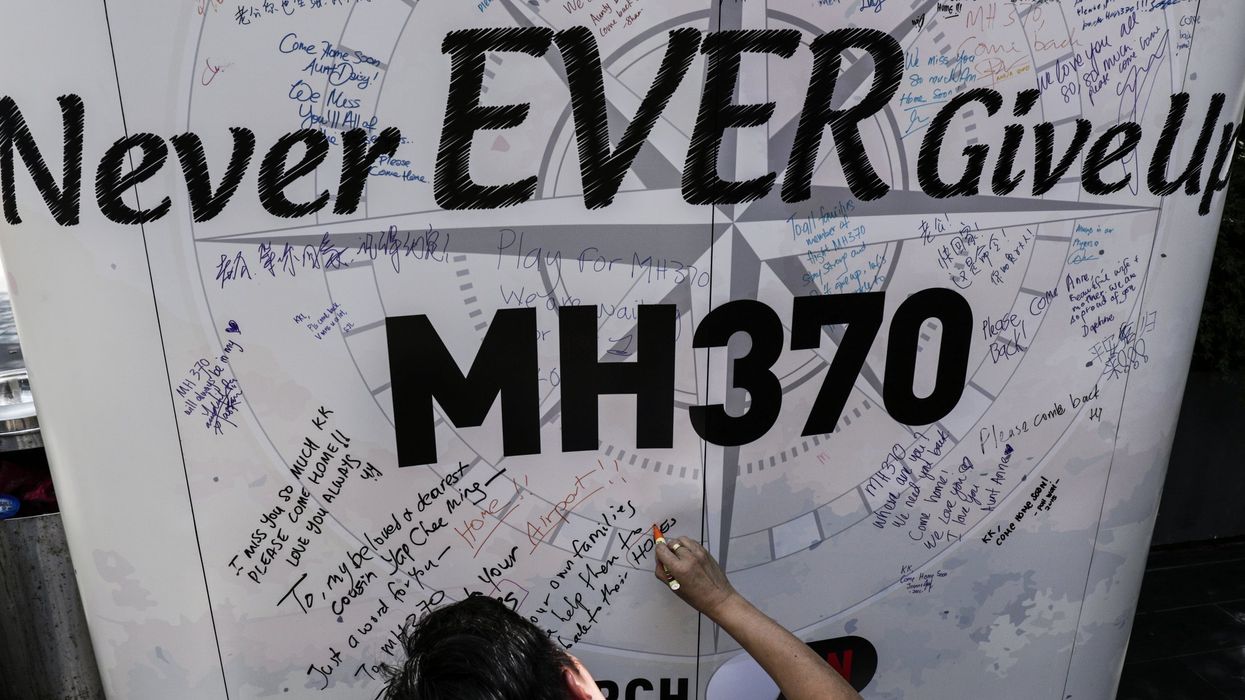 MH370 remembrance baord