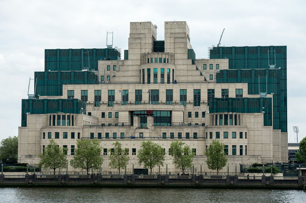 MI6