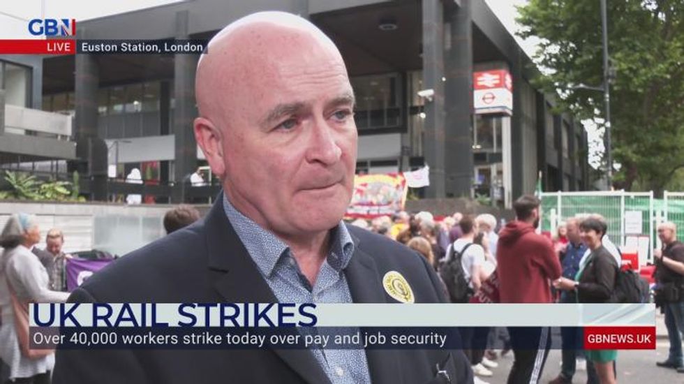 Mick Lynch sends general strike warning as rail crisis grows