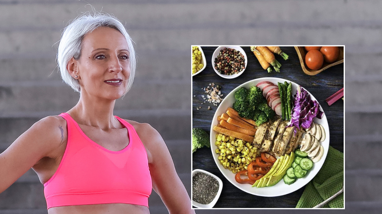 Middle age woman sports outfit / healthy salad