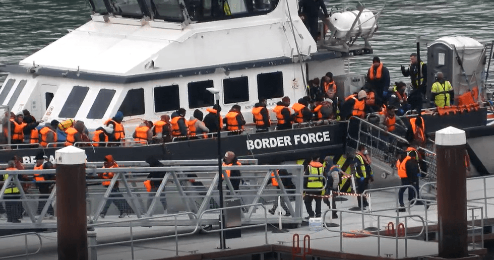 Migrant arrivals April 1 2026