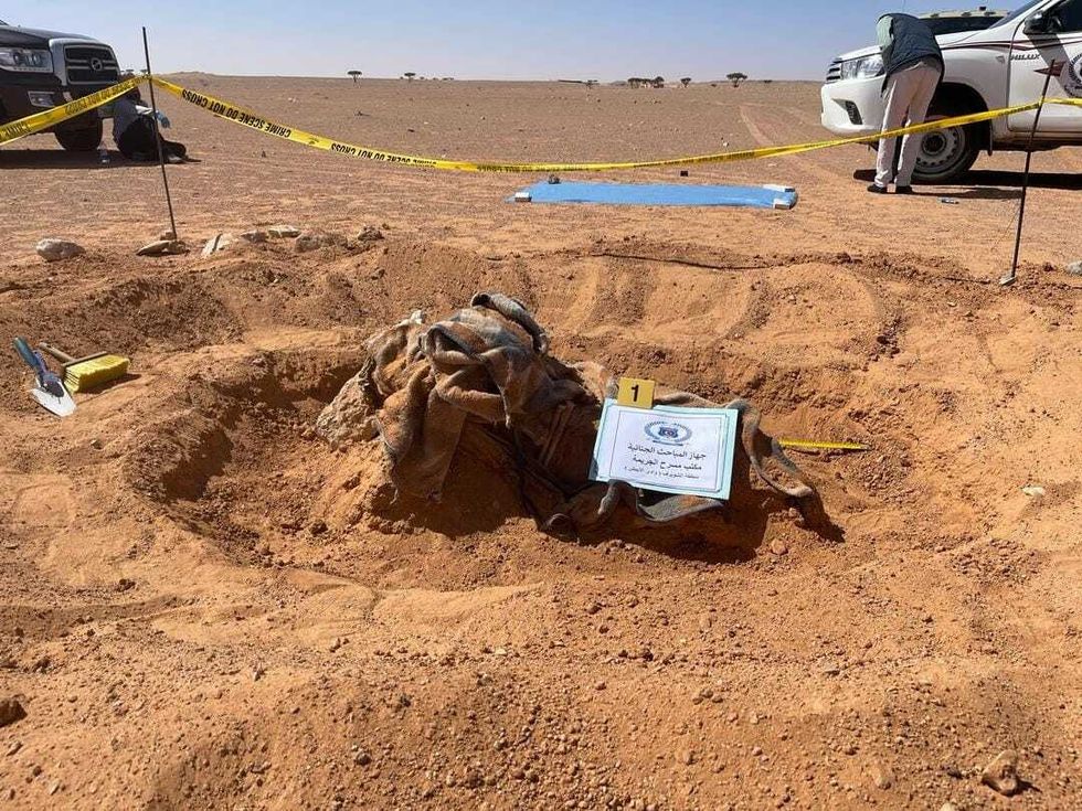 Migrant grave