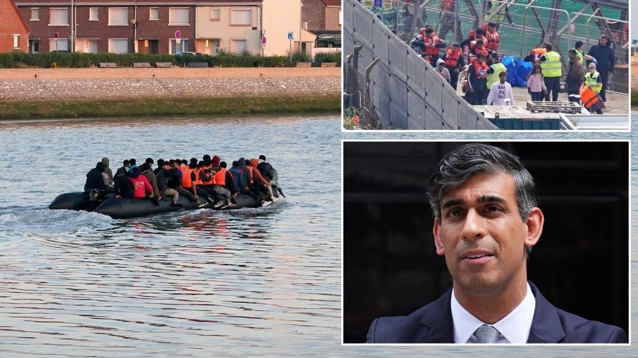 Migrant sends personal message to Rishi Sunak as he jumps in dinghy to cross Channel