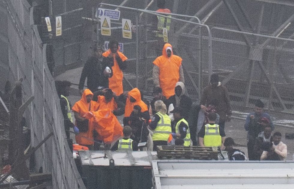 Migrants arrive in Kent