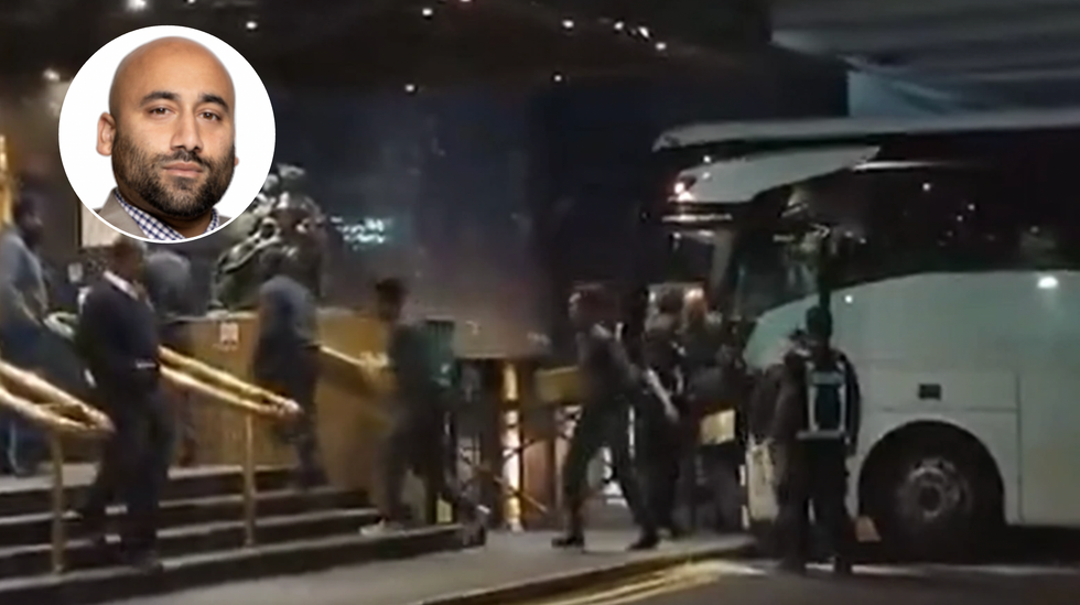 Migrants arriving at a hotel