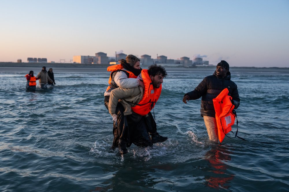 Migrants attempt to cross the Channel