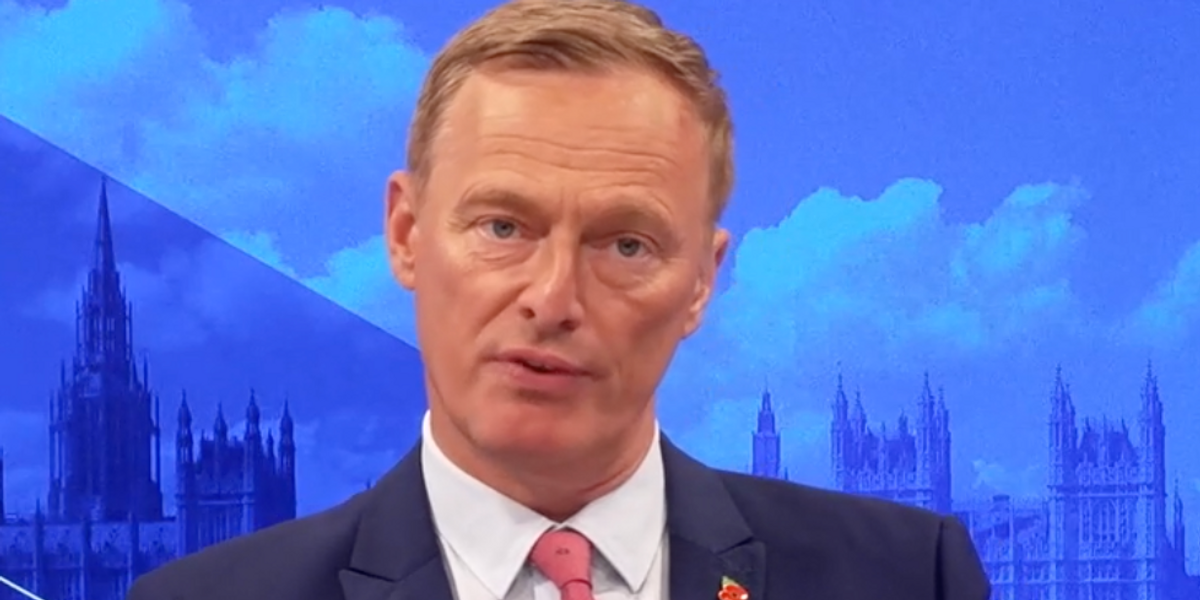 NextImg:Martin Daubney lashes out at move that could see migrants given free travel in London